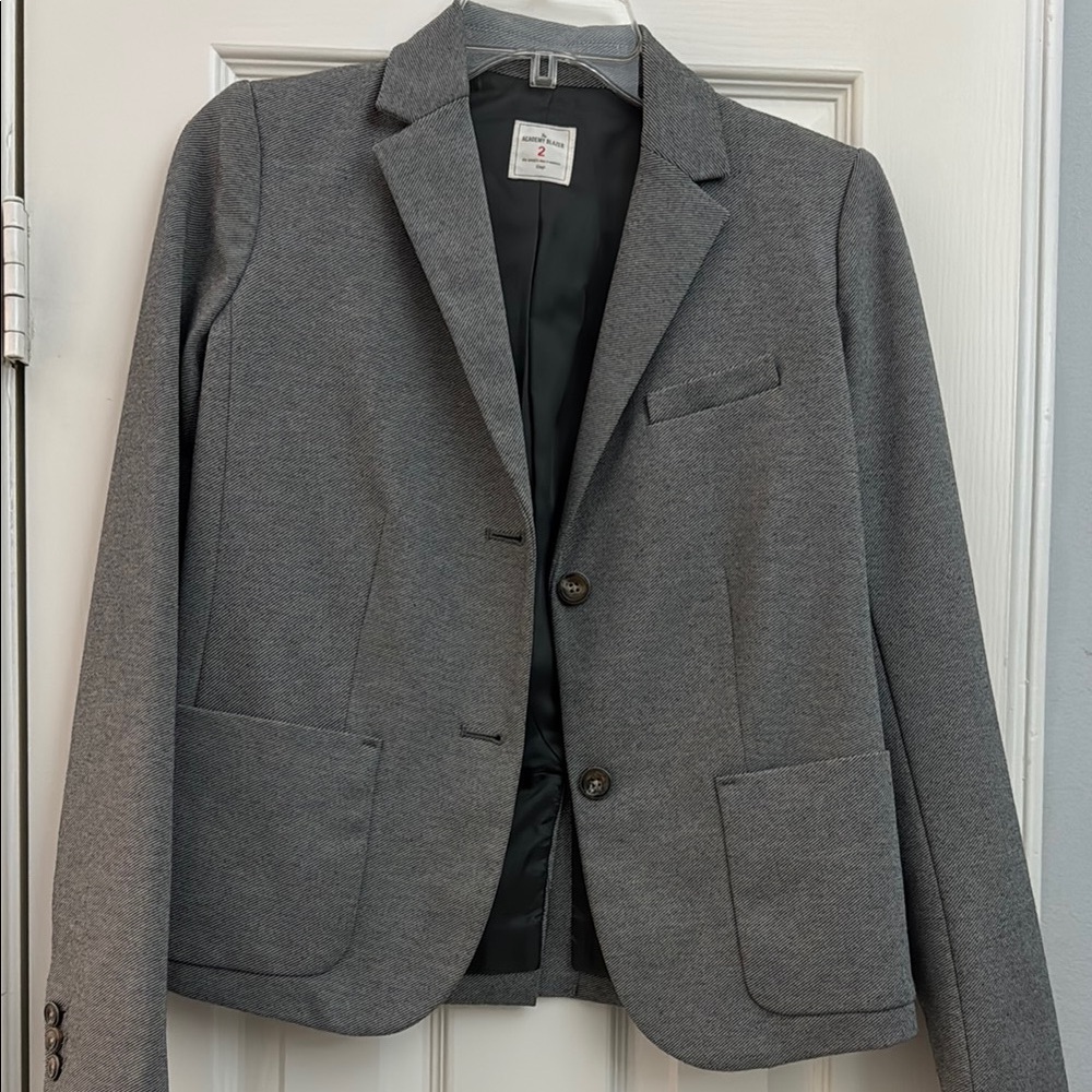 SIZE 2 GAP The Academy Gray Blazer with Two-Button Closure
